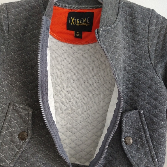 Xtreme gray sweater boy  size 4 T - Picture 3 of 4
